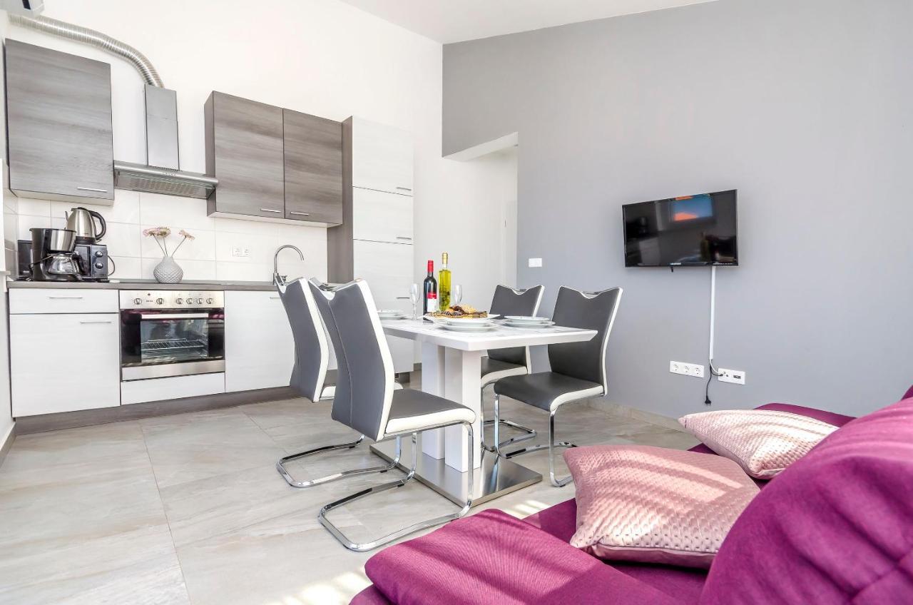 Apartments Katic Ražanj 外观 照片