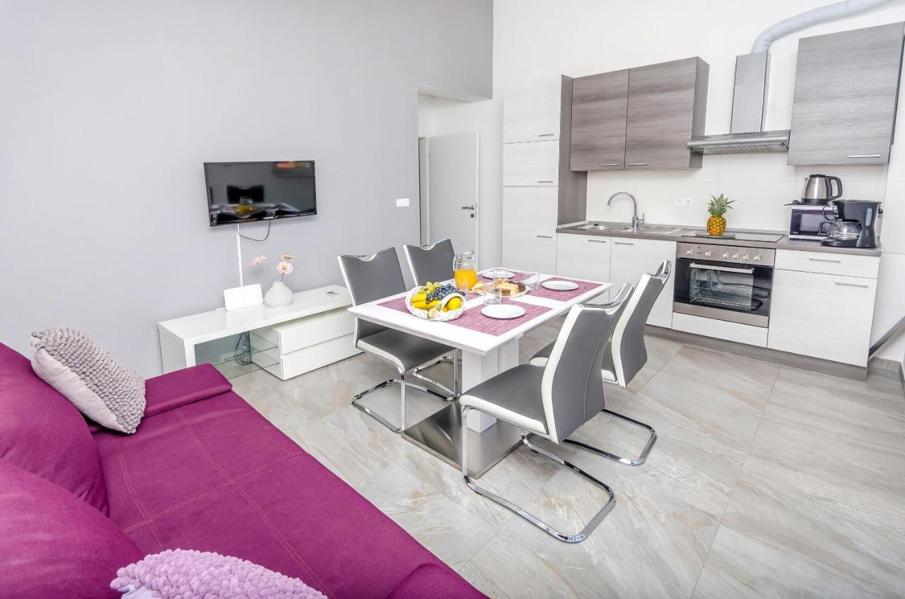 Apartments Katic Ražanj 外观 照片